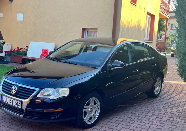 samochody osobowe Volkswagen Passat cena 18900 przebieg: 320000, rok produkcji 2008 z Łuków